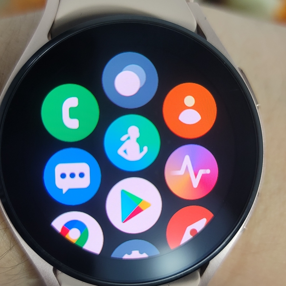 SAMSUNG GALAXY WOMEN'S WATCH 4 NEW - Picture 8 of 10